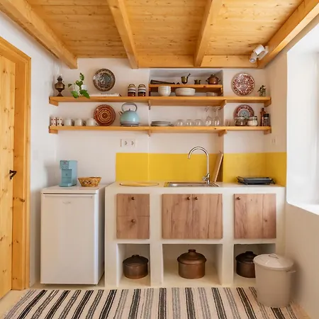 Esperos Petit House * Νεροτριβιά