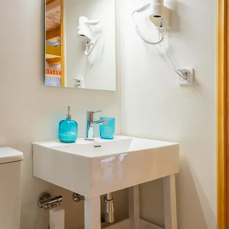 Esperos Petit House Νεροτριβιά