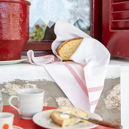 Esperos Petit House Holiday home Nerotrivia
