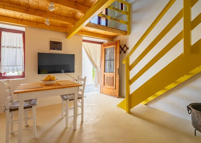 Hébergement de vacances Esperos Petit House